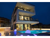 Villa kaufen in Njivice, mit Stellplatz, 724 m² Grundstück, 373 m² Wohnfläche, 5 Zimmer