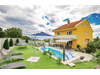 Ferienhaus kaufen in Crikvenica, 739 m² Grundstück, 400 m² Wohnfläche, 13 Zimmer