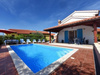Einfamilienhaus kaufen in Poreč, mit Stellplatz, 550 m² Grundstück, 150 m² Wohnfläche, 4 Zimmer