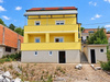 Zweifamilienhaus kaufen in Crikvenica, mit Stellplatz, 300 m² Grundstück, 128 m² Wohnfläche, 6 Zimmer