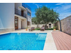 Mehrfamilienhaus kaufen in Novigrad, mit Garage, 914 m² Wohnfläche