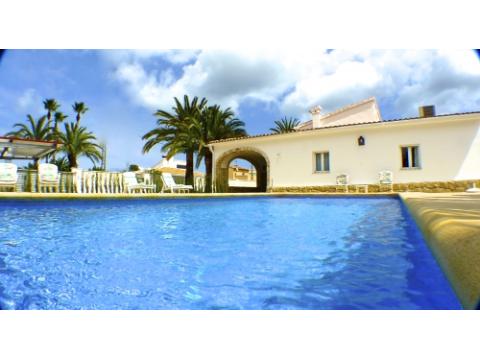 Villa kaufen in Denia, 1.200 m² Grundstück, 334 m² Wohnfläche, 6 Zimmer