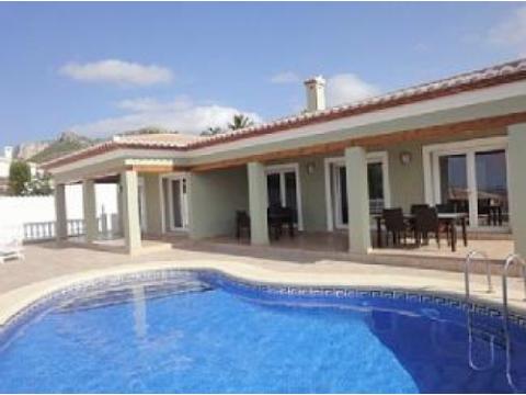 Villa kaufen in Denia, 800 m² Grundstück, 180 m² Wohnfläche, 3 Zimmer