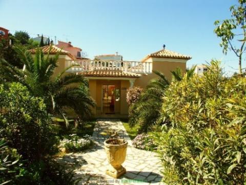 Villa kaufen in Denia, 800 m² Grundstück, 101 m² Wohnfläche, 3 Zimmer