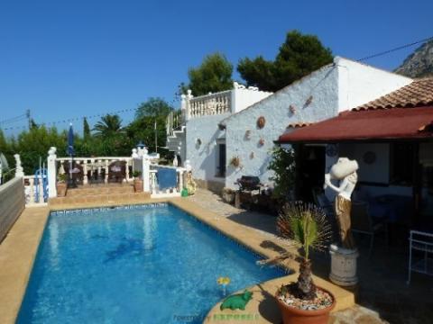 Villa kaufen in Denia, 750 m² Grundstück, 100 m² Wohnfläche, 3 Zimmer