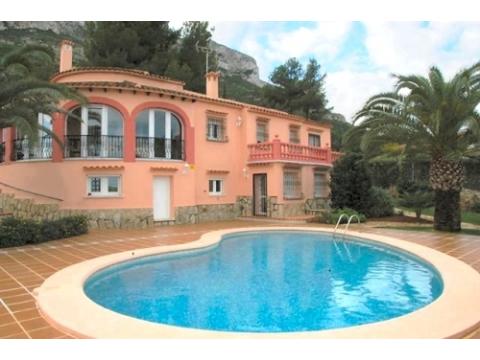 Villa kaufen in Denia, 1.000 m² Grundstück, 220 m² Wohnfläche, 4 Zimmer