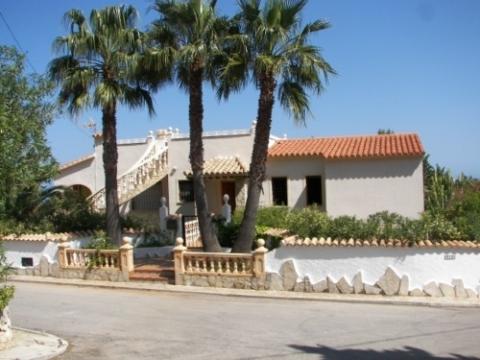 Villa kaufen in Denia, 1.000 m² Grundstück, 280 m² Wohnfläche, 6 Zimmer