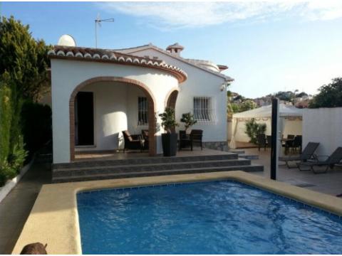 Villa mieten in Denia, 85 m² Wohnfläche, 2 Zimmer