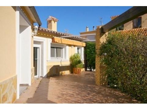 Villa kaufen in Denia, 1.000 m² Grundstück, 173 m² Wohnfläche, 3 Zimmer