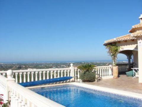 Villa kaufen in Denia, 1.690 m² Grundstück, 271 m² Wohnfläche, 3 Zimmer