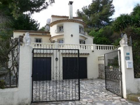 Villa kaufen in Denia, 1.600 m² Grundstück, 220 m² Wohnfläche, 4 Zimmer