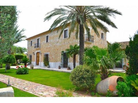 Villa kaufen in Denia, 20.000 m² Grundstück, 880 m² Wohnfläche, 7 Zimmer