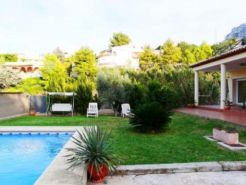 Villa kaufen in Denia, 800 m² Grundstück, 270 m² Wohnfläche, 3 Zimmer