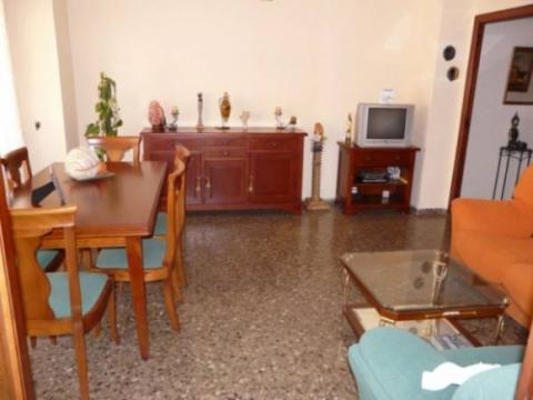 Wohnung kaufen in Denia, 105 m² Wohnfläche, 4 Zimmer
