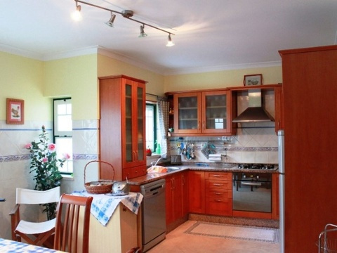 Einfamilienhaus kaufen in Peniche, 180 m² Grundstück