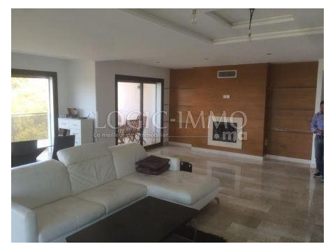 Etagenwohnung mieten in Casablanca, 3 Zimmer