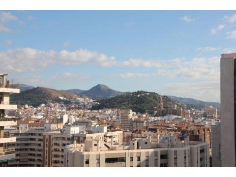 Etagenwohnung kaufen in Malaga, 70 m² Wohnfläche, 3 Zimmer