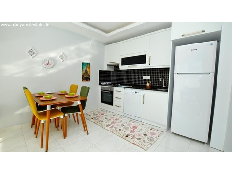Neu möblierte zwei Zimmer Wohnung in super Luxus Anlage ()
