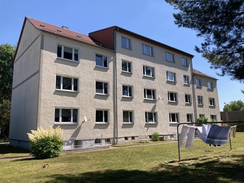 Erdgeschosswohnung mieten in Chemnitz, mit Garage, 58,5 m² Wohnfläche, 3 Zimmer