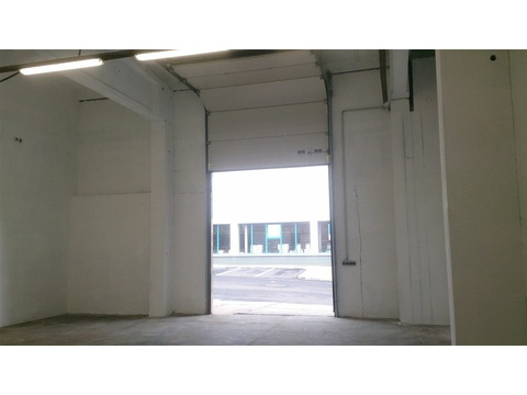 Halle mieten, pachten in Chemnitz, 170 m² Lagerfläche
