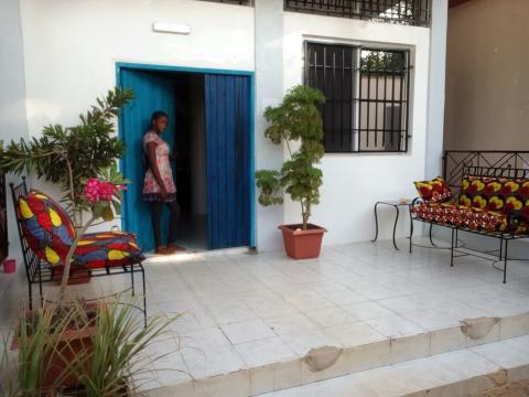Stadthaus mieten in Banjul Senegambia, mit Stellplatz, 600 m² Grundstück, 600 m² Wohnfläche, 9 Zimmer