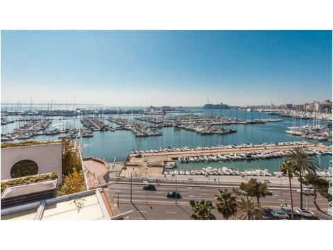 Etagenwohnung kaufen in Palma Llevant, 190 m² Wohnfläche, 5 Zimmer