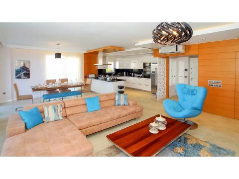 Villa kaufen in Alanya, 500 m² Grundstück, 500 m² Wohnfläche, 5 Zimmer