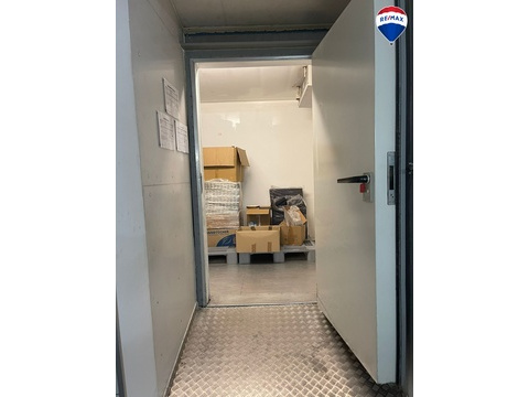 aa5a1de4-9423-4e03-8bdd-ea1db44ebf61