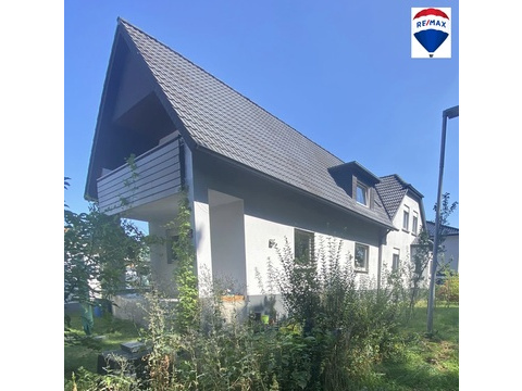 Zweifamilienhaus kaufen in Bielefeld, 600 m² Grundstück, 260 m² Wohnfläche, 9 Zimmer