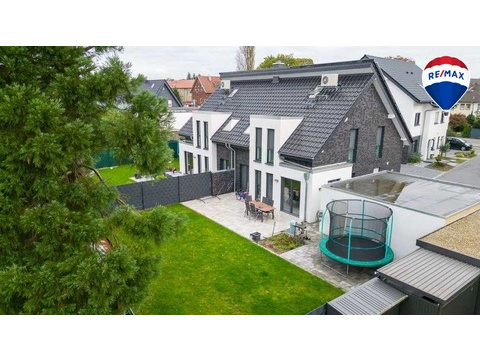 Doppelhaushälfte kaufen in Bielefeld, 331 m² Grundstück, 114 m² Wohnfläche, 4 Zimmer