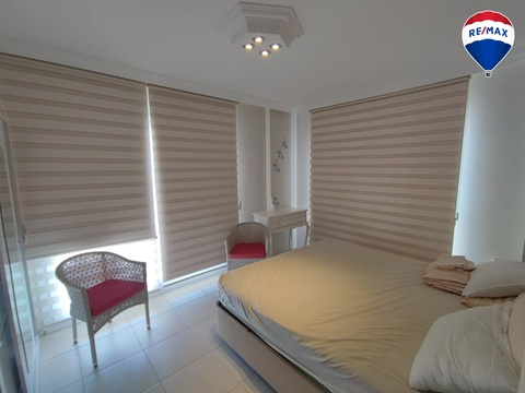 Schlafzimmer / Yatak Odasi