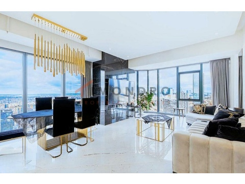 Wohnung kaufen, mit Stellplatz, 200 m² Wohnfläche, 4 Zimmer