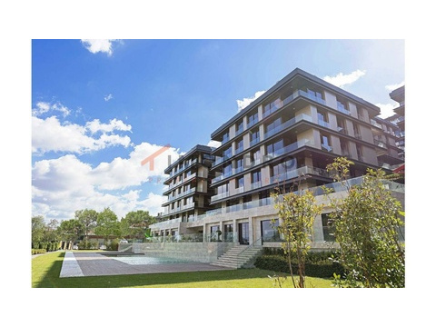 Wohnung kaufen, mit Stellplatz, 455 m² Wohnfläche, 6 Zimmer