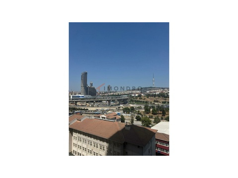 Wohnung kaufen, mit Stellplatz, 168 m² Wohnfläche, 4 Zimmer