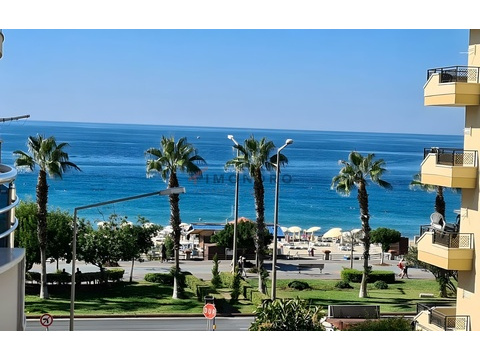 Wohnung kaufen in Alanya, mit Stellplatz, 180 m² Wohnfläche, 4 Zimmer