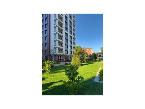 Wohnung kaufen in Zeytinburnu, mit Stellplatz, 133 m² Wohnfläche, 4 Zimmer