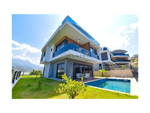 Villa kaufen in Kargıcak, mit Stellplatz, 450 m² Grundstück, 250 m² Wohnfläche, 5 Zimmer