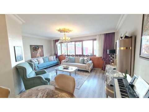 Wohnung kaufen, 156 m² Wohnfläche, 7 Zimmer