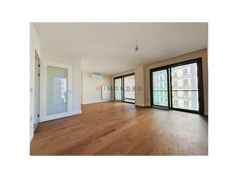 Wohnung kaufen, mit Garage, 214 m² Wohnfläche, 6 Zimmer