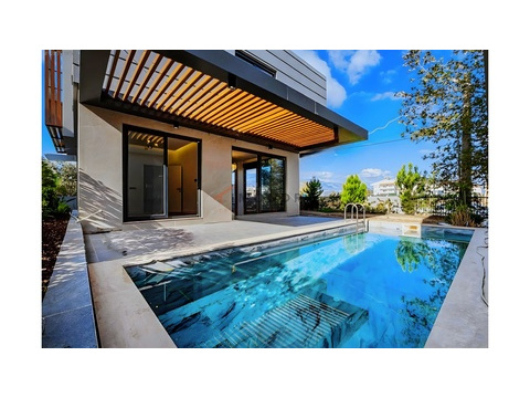 Villa kaufen, mit Garage, 371 m² Wohnfläche, 6 Zimmer
