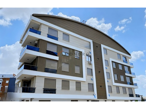 Wohnung kaufen in Antalya Kepez, 250 m² Wohnfläche, 6 Zimmer