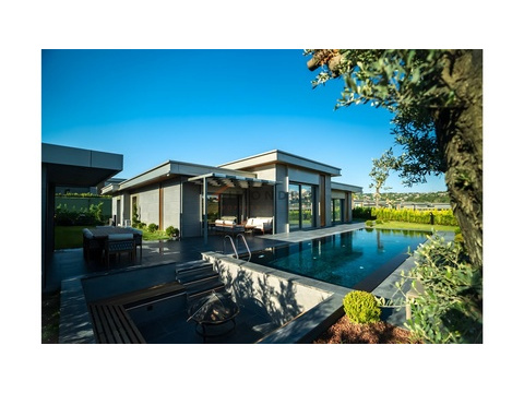 Villa kaufen, mit Garage, 406 m² Grundstück, 354 m² Wohnfläche, 6 Zimmer
