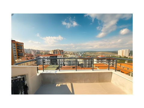 Wohnung kaufen in Istanbul, mit Garage, 170 m² Wohnfläche, 6 Zimmer