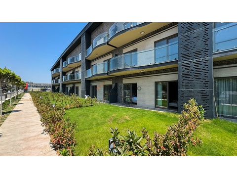 Wohnung kaufen in Antalya, mit Garage, 160 m² Wohnfläche, 4 Zimmer