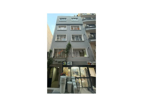 Wohnung kaufen, 300 m² Wohnfläche, 12 Zimmer