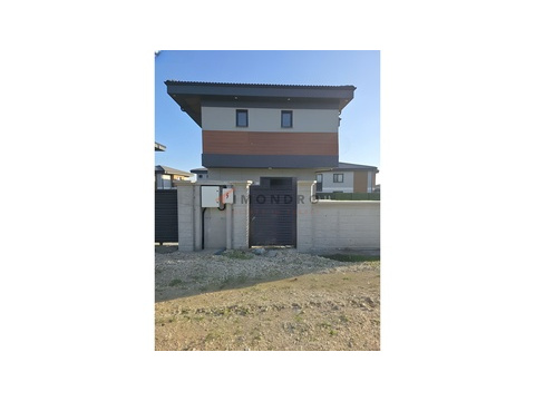 Villa kaufen, mit Stellplatz, 180 m² Wohnfläche, 5 Zimmer