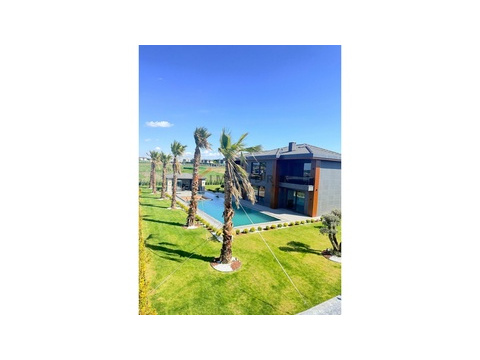 Villa kaufen, mit Stellplatz, 2.000 m² Grundstück, 670 m² Wohnfläche, 7 Zimmer