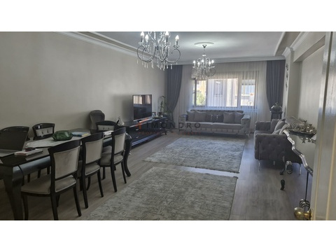 Wohnung kaufen, mit Garage, 157 m² Wohnfläche, 4 Zimmer