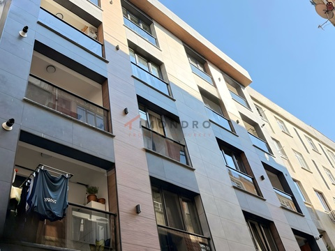 Wohnung kaufen in Zeytinburnu, 70 m² Wohnfläche, 3 Zimmer