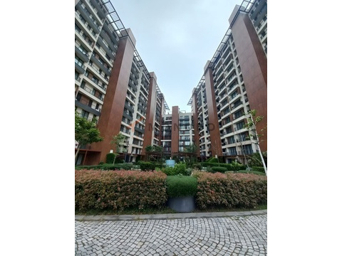 Wohnung kaufen in Istanbul, mit Garage, 95 m² Wohnfläche, 4 Zimmer